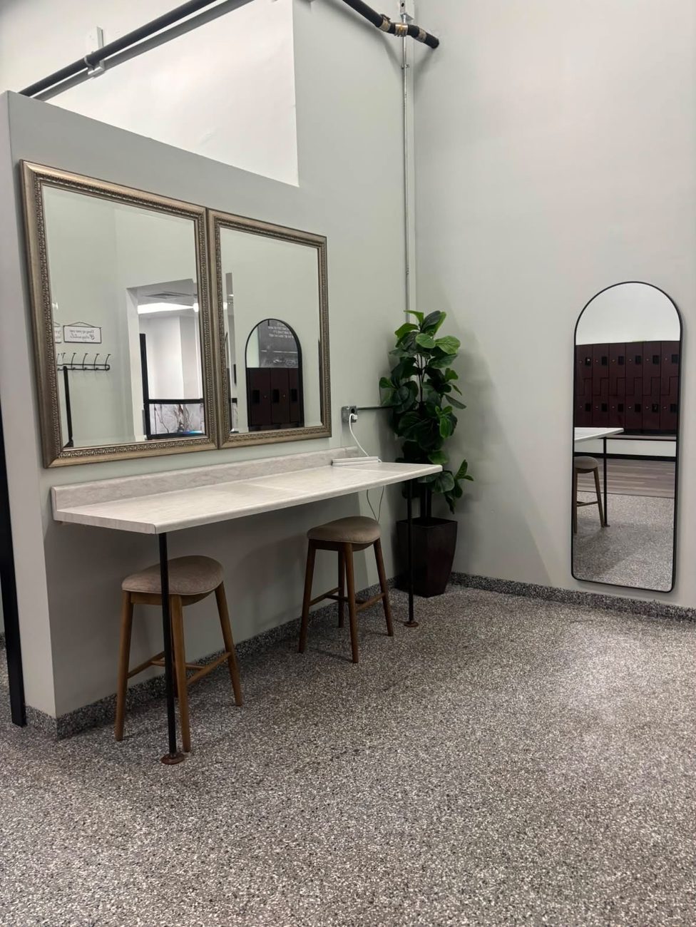 Vanity and grooming area