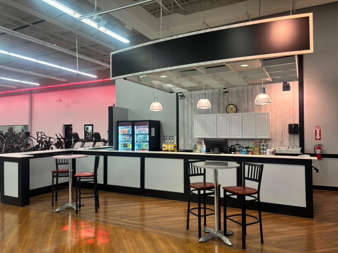 The smoothie bar at Bayshore Athletic Club
